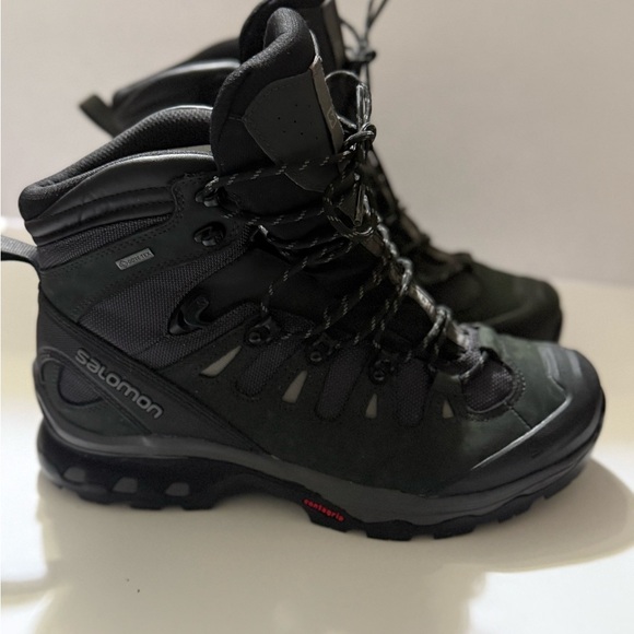 Salomon Quest Men\'s Black Hiking Boots size 9 black main image 6